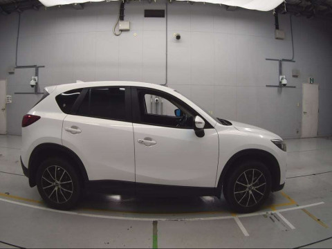 2016 Mazda CX-5 KE2AW[2]