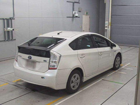 2010 Toyota Prius ZVW30[1]