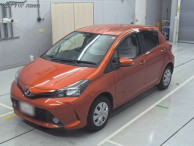 2015 Toyota Vitz