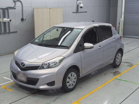 2014 Toyota Vitz NSP130[0]