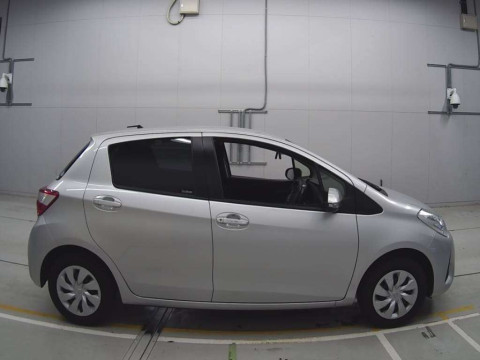 2019 Toyota Vitz KSP130[2]