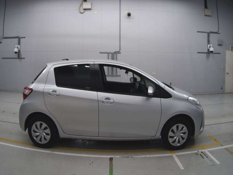 2019 Toyota Vitz KSP130[2]