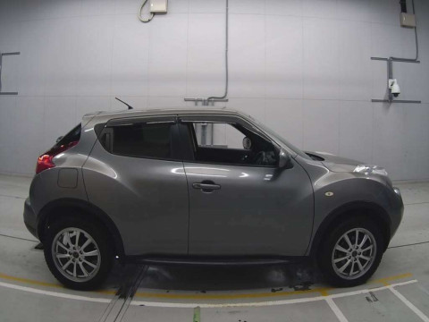 2012 Nissan JUKE YF15[2]