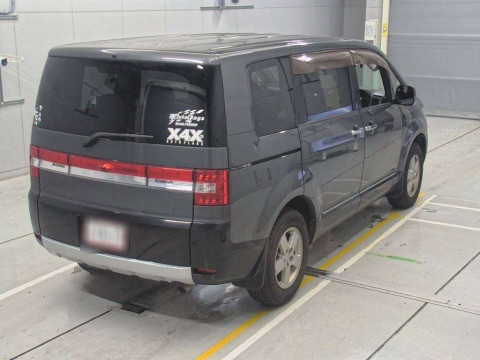 2012 Mitsubishi Delica D5 CV2W[1]