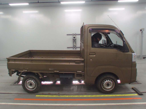 2021 Daihatsu Hijet Truck S500P[2]