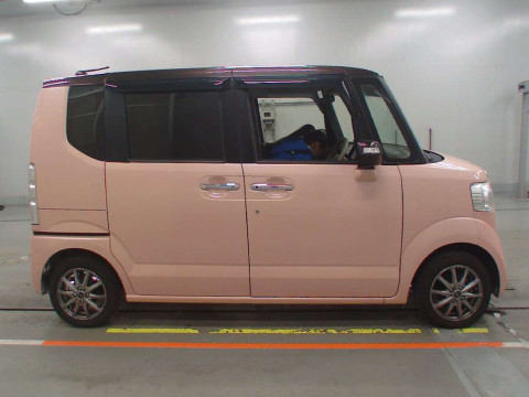 2016 Honda N-BOX JF1[2]