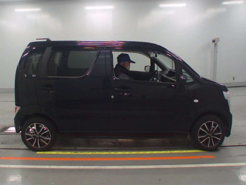 2020 Suzuki Wagon R MH85S[2]