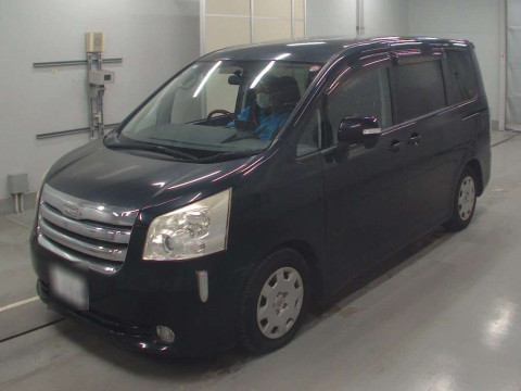 2008 Toyota Noah ZRR70G[0]