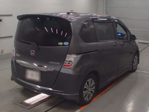 2012 Honda Freed hybrid GP3[1]