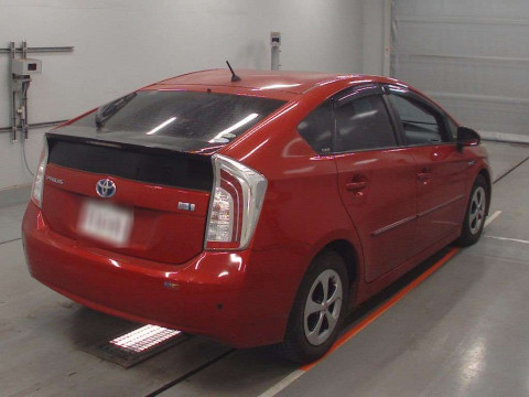 2013 Toyota Prius ZVW30[1]