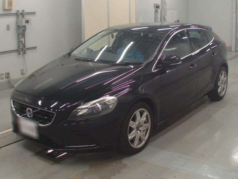 2013 Volvo V40 MB4164T[0]