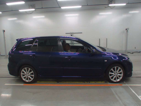 2005 Mazda Atenza Sports Wagon GY3W[2]