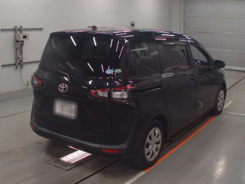 2016 Toyota Sienta NSP170G[1]