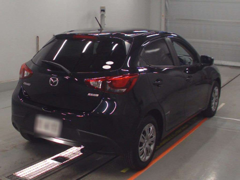 2016 Mazda Demio DJ3FS[1]