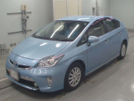 2013 Toyota Prius PHV