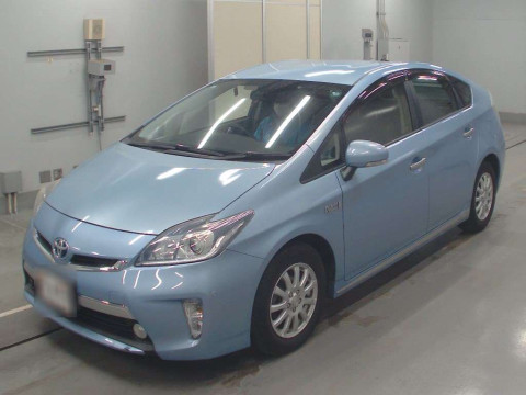 2013 Toyota Prius PHV ZVW35[0]