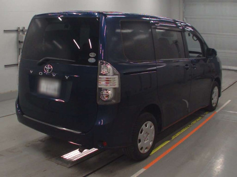 2008 Toyota Voxy ZRR75G[1]