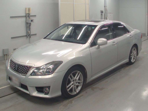 2010 Toyota Crown GRS204[0]