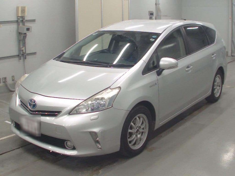 2012 Toyota Prius alpha ZVW41W[0]