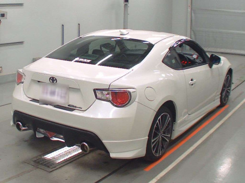 2013 Toyota 86 ZN6[1]