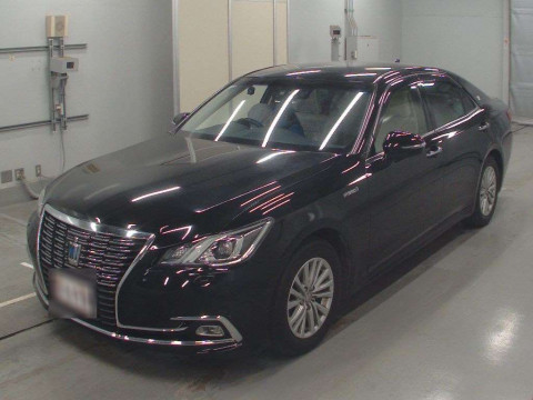 2017 Toyota Crown Hybrid AWS210[0]