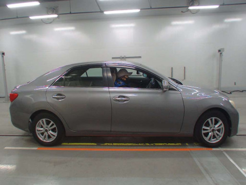 2009 Toyota Mark X GRX135[2]