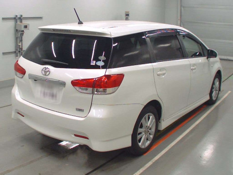 2010 Toyota Wish ZGE20W[1]