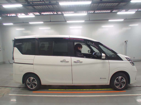 2020 Nissan Serena HC27[2]