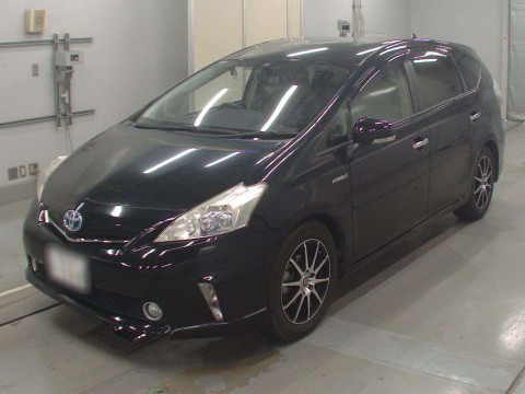 2012 Toyota Prius alpha ZVW41W[0]