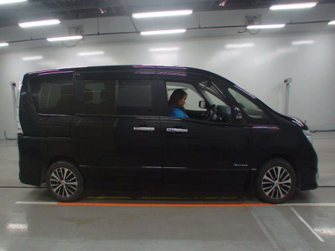 2016 Nissan Serena HFC26[2]