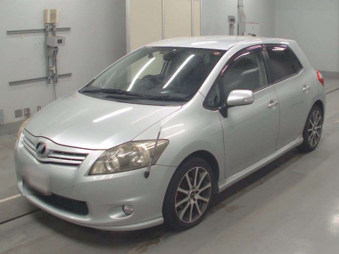 2010 Toyota Auris NZE151H[0]