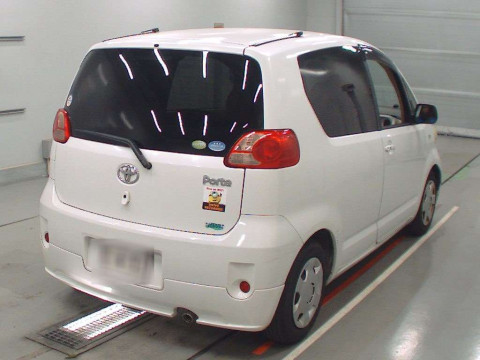 2006 Toyota Porte NNP10[1]