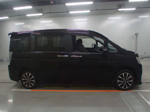 2012 Honda Step WGN Spada RK5[2]