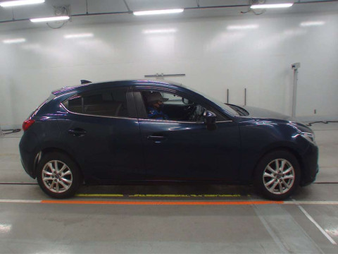 2015 Mazda Axela Sport BM5FS[2]