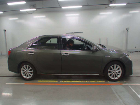 2011 Toyota Camry AVV50[2]