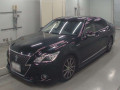 2013 Toyota Crown Hybrid