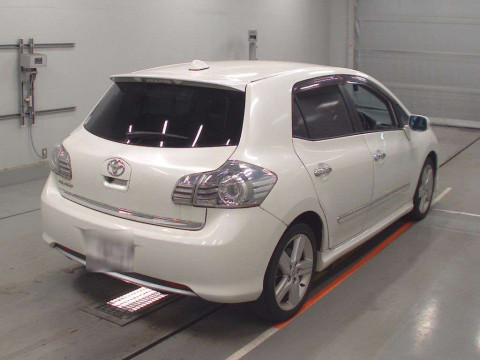 2012 Toyota Blade AZE156H[1]