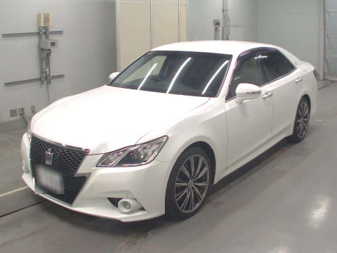 2014 Toyota Crown GRS210[0]