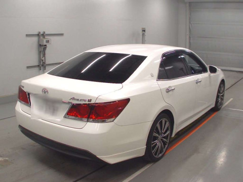 2014 Toyota Crown GRS210[1]