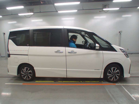 2020 Nissan Serena GFC27[2]