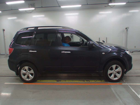 2009 Subaru Forester SH5[2]