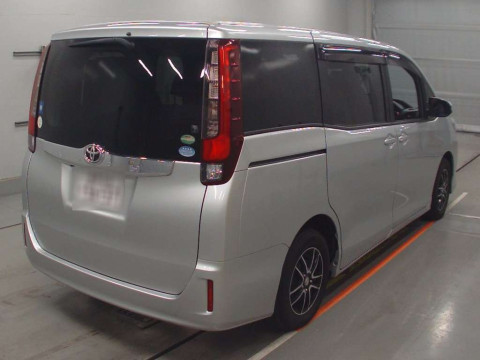 2017 Toyota Noah ZRR80G[1]