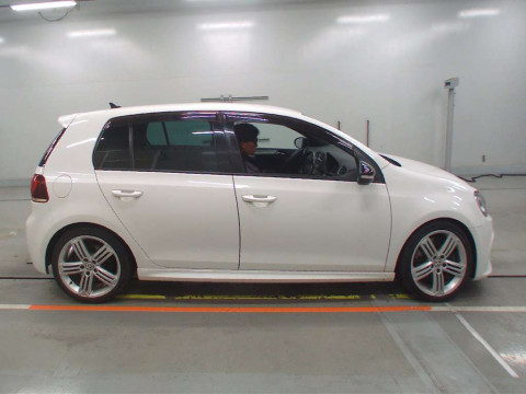 2012 Volkswagen Golf 1KCDLF[2]