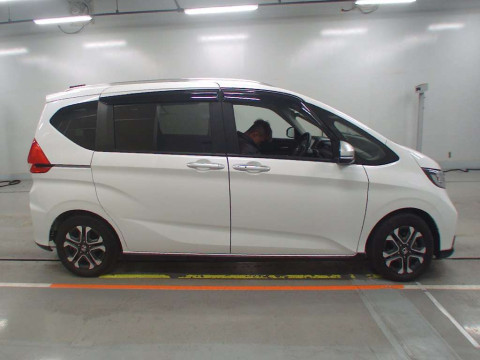 2022 Honda Freed GB5[2]