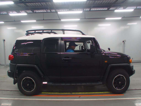 2013 Toyota FJ CRUISER GSJ15W[2]