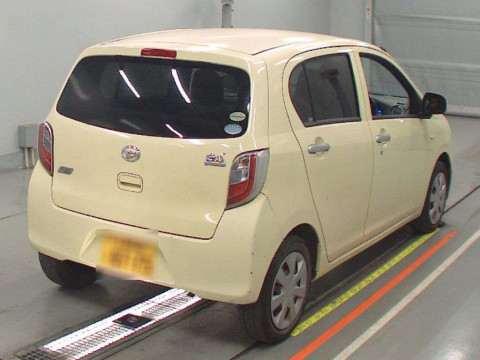 2012 Daihatsu Mira es LA300S[1]