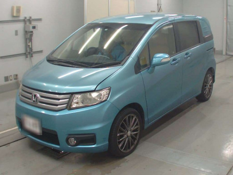 2012 Honda Freed Spike GB3[0]