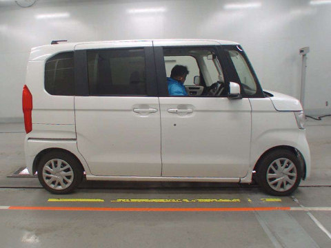 2022 Honda N-BOX JF3[2]