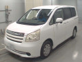 2009 Toyota Noah