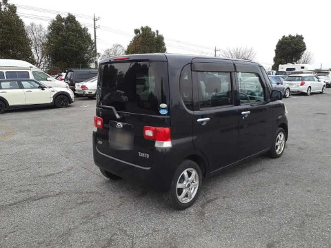 2011 Daihatsu Tanto L375S[1]